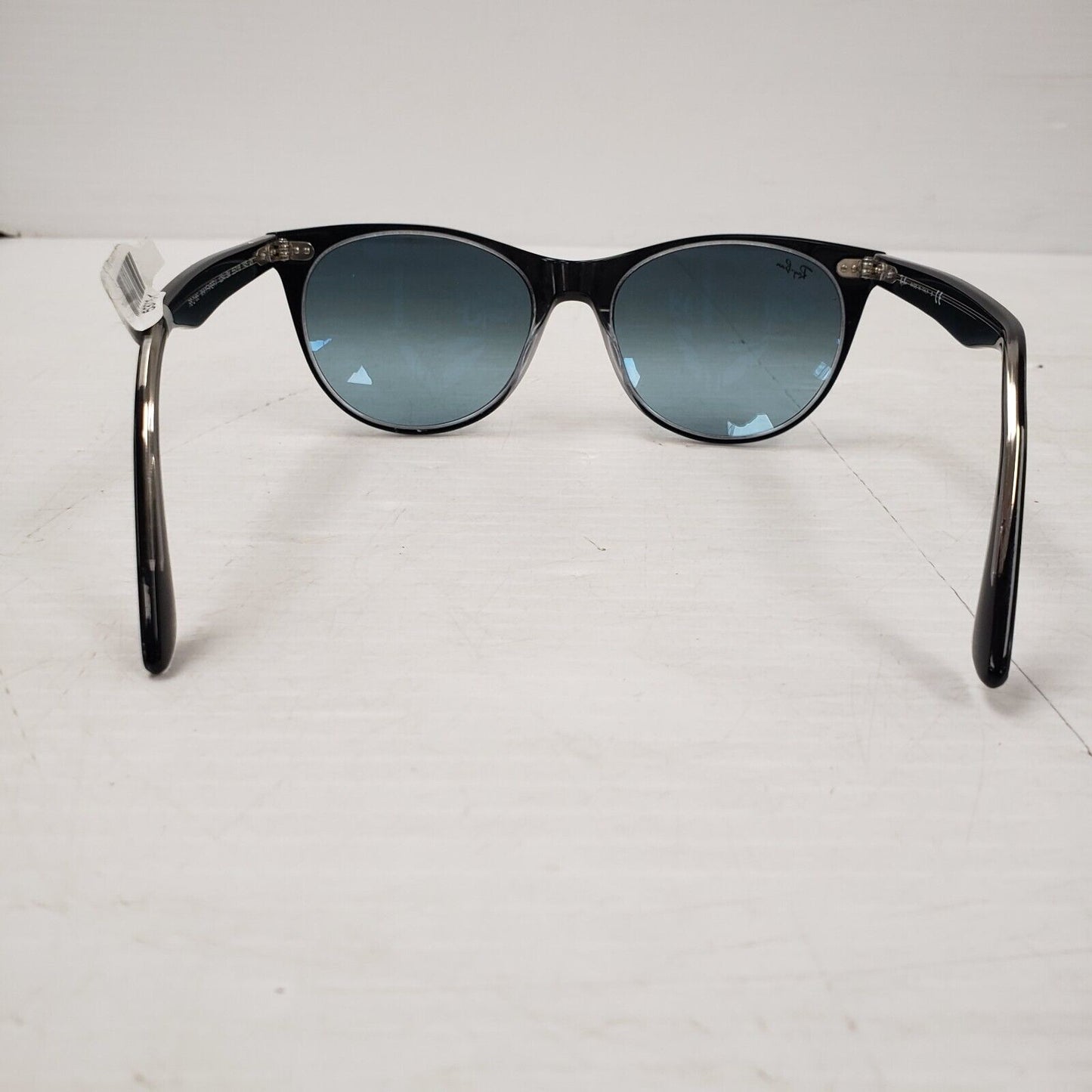 (53770-1) RayBan RB2185 Sunglasses