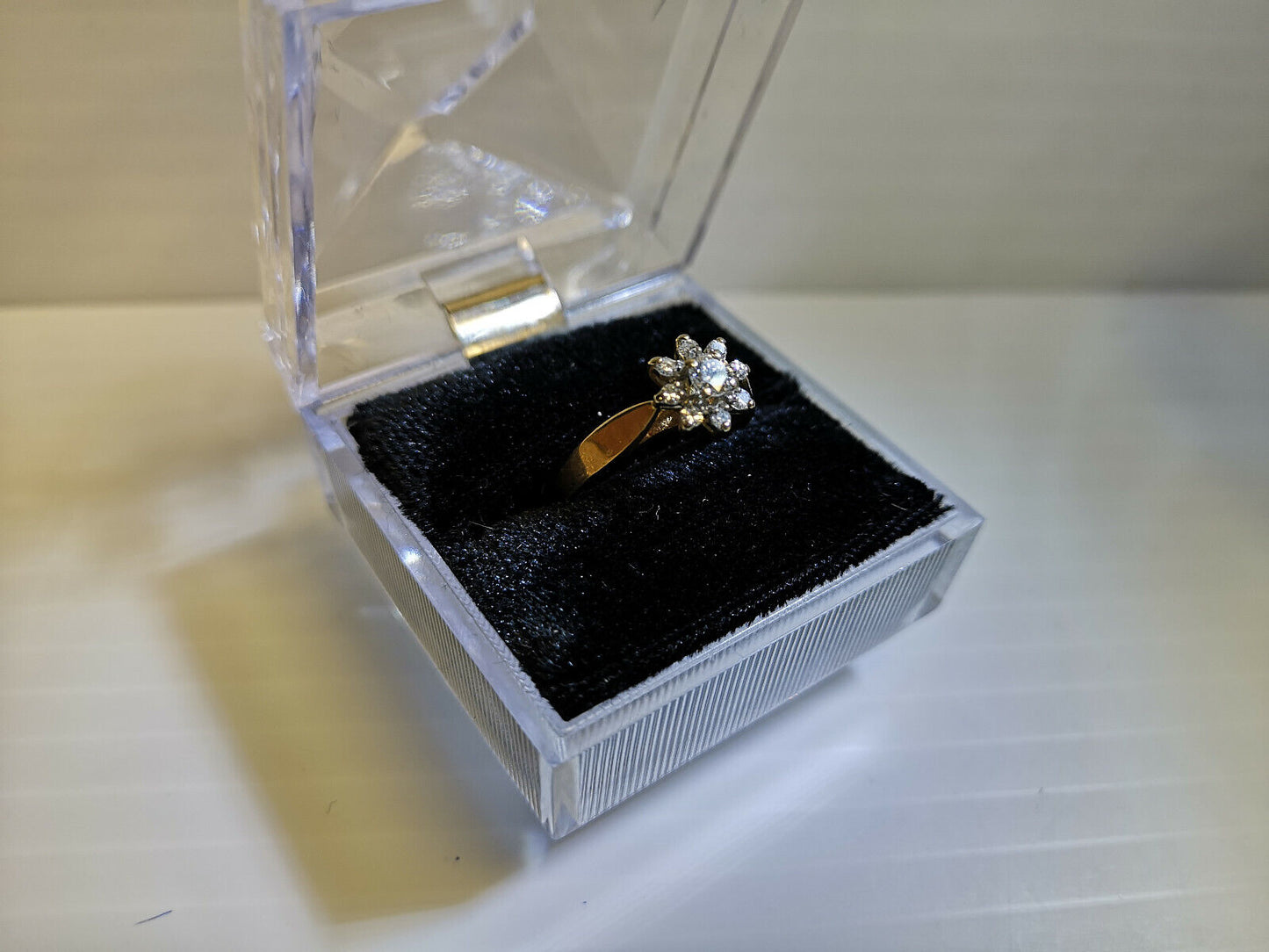 (N16004) 14K Duo Gold Diamond Flower Ring