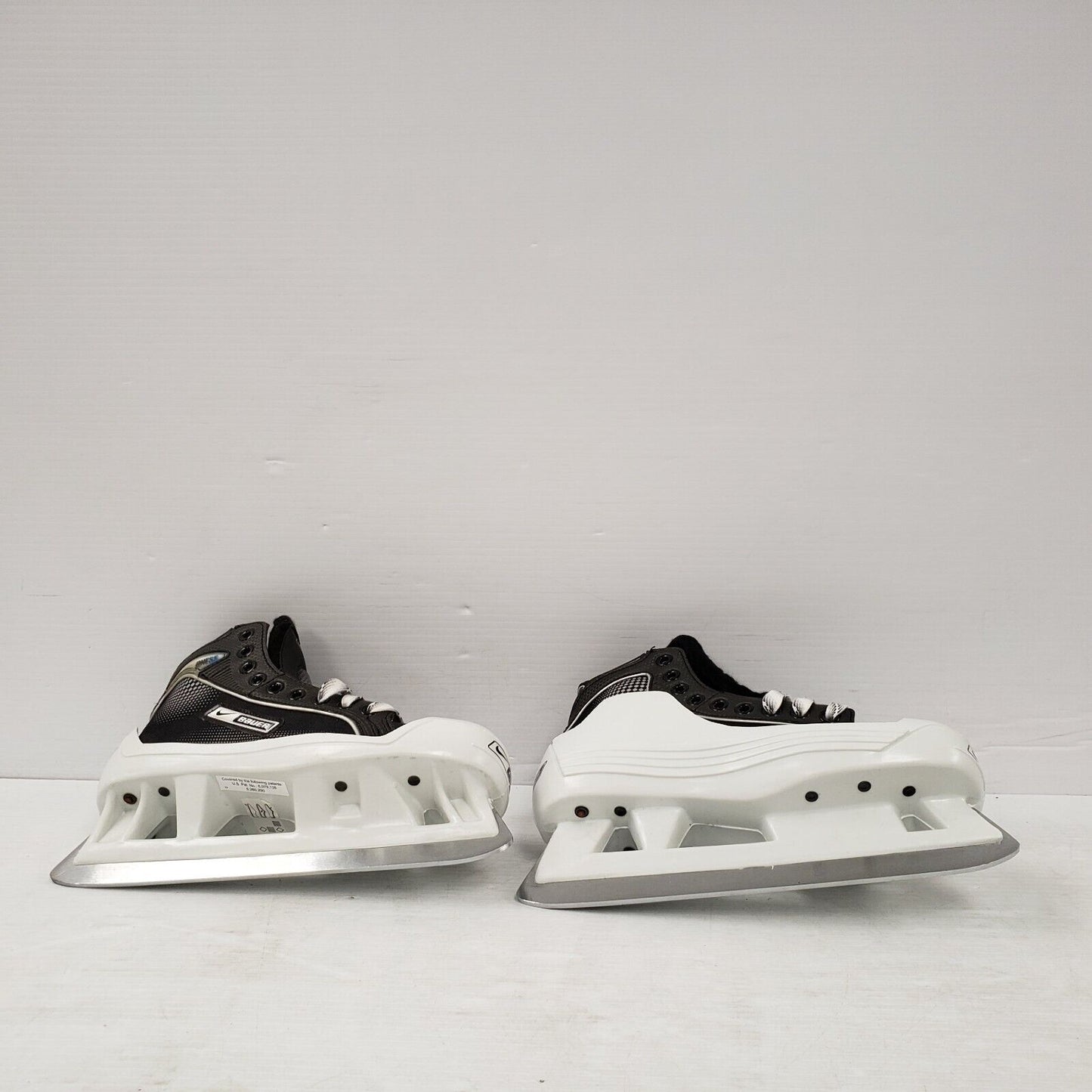 (I-10840) Bauer Lite Speed Goalie Skates - Women's Size 5