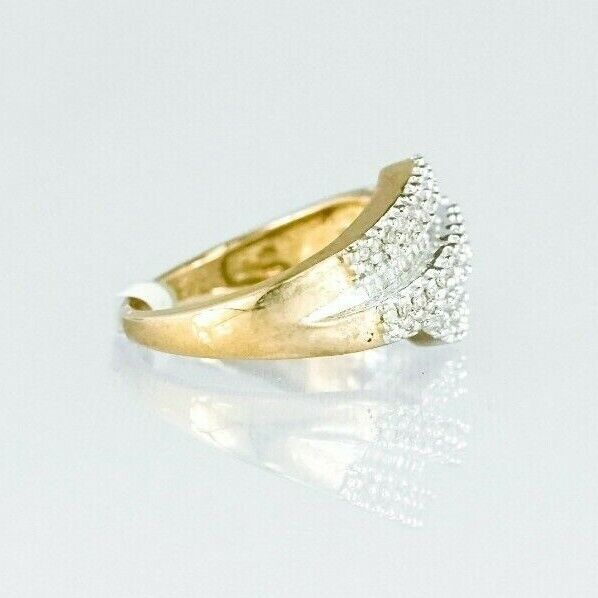 (I-863-337A) 10k gold multistone diamond ring