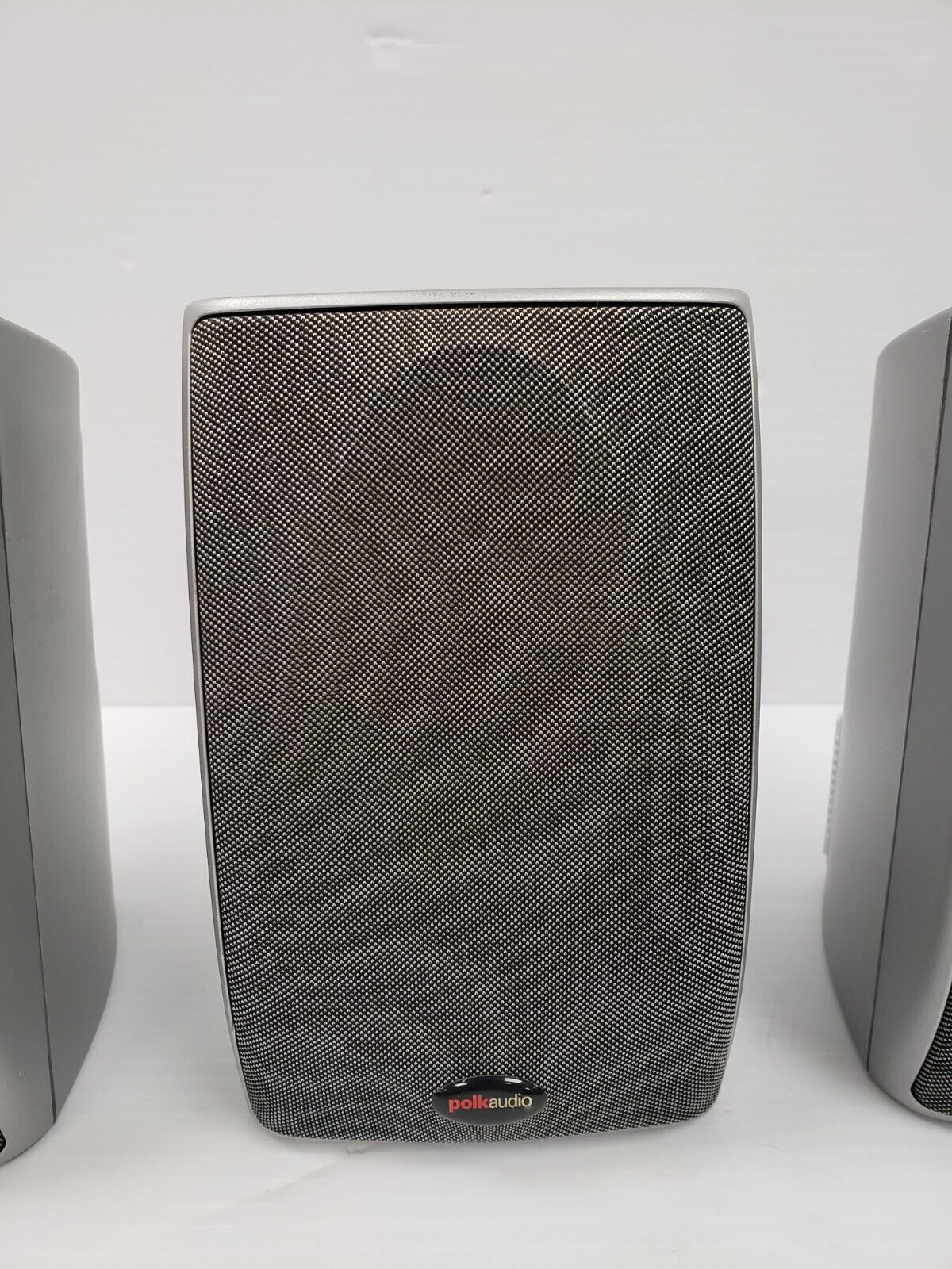 (47565-4) Polk RM2350 Speakers