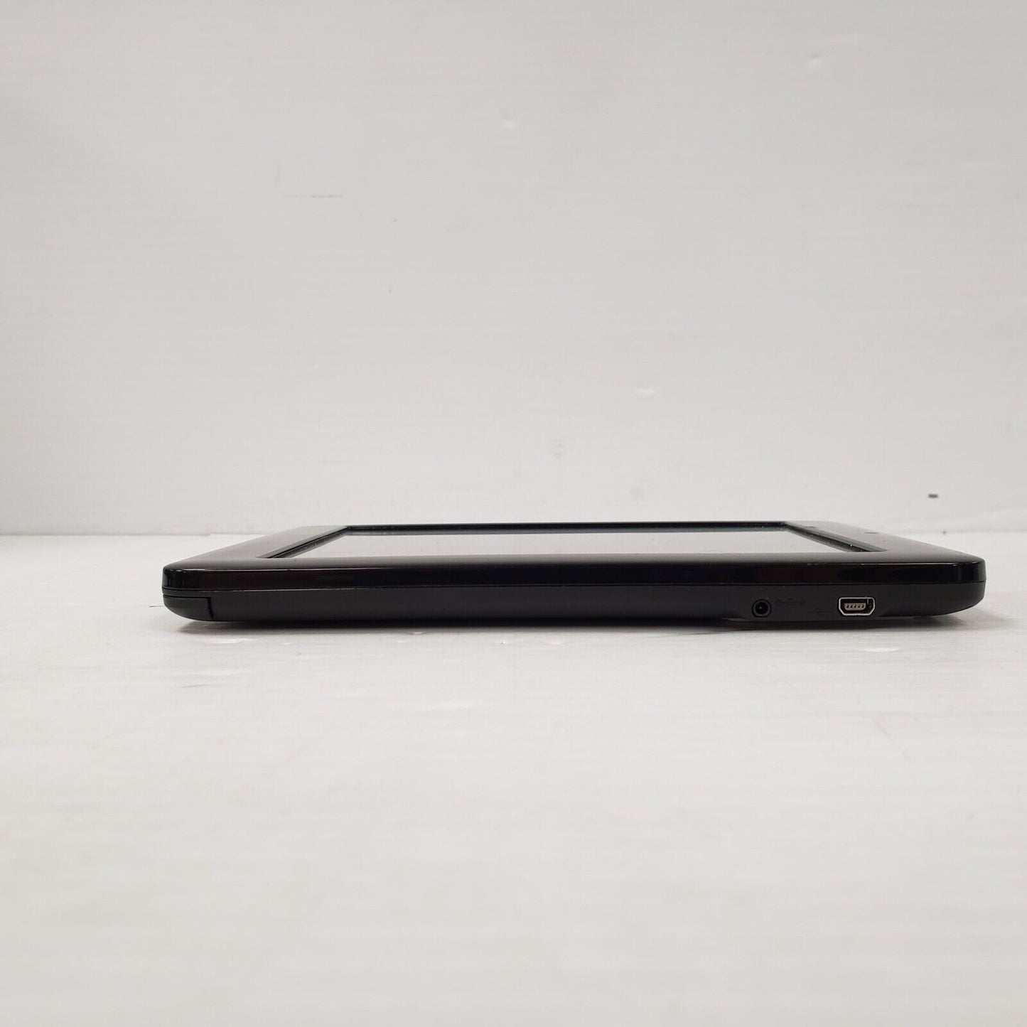 (I-14302) Pandigital RR7T2 eBook Reader