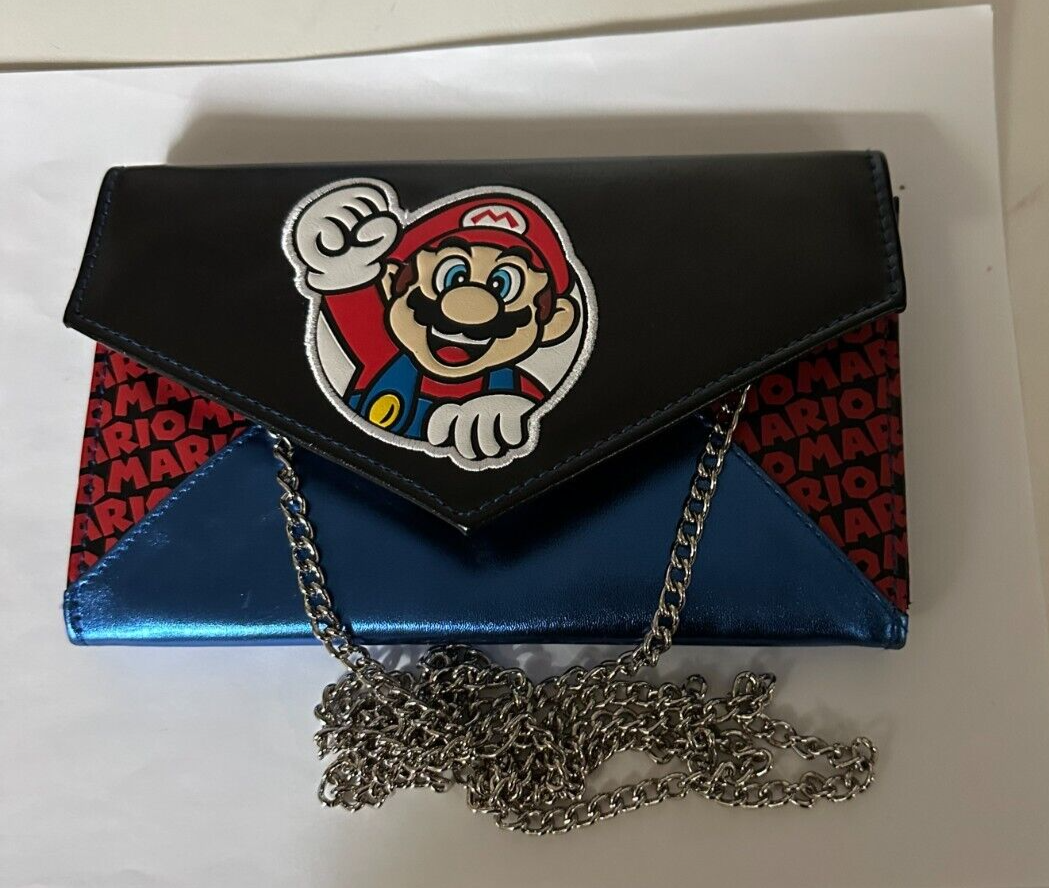 (LUP) Super Mario Large Wallet With Chain