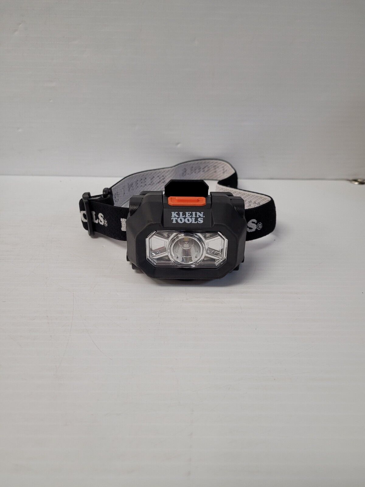 (N80121-4) Klein Tools 60156 Rechargeable Headlamp