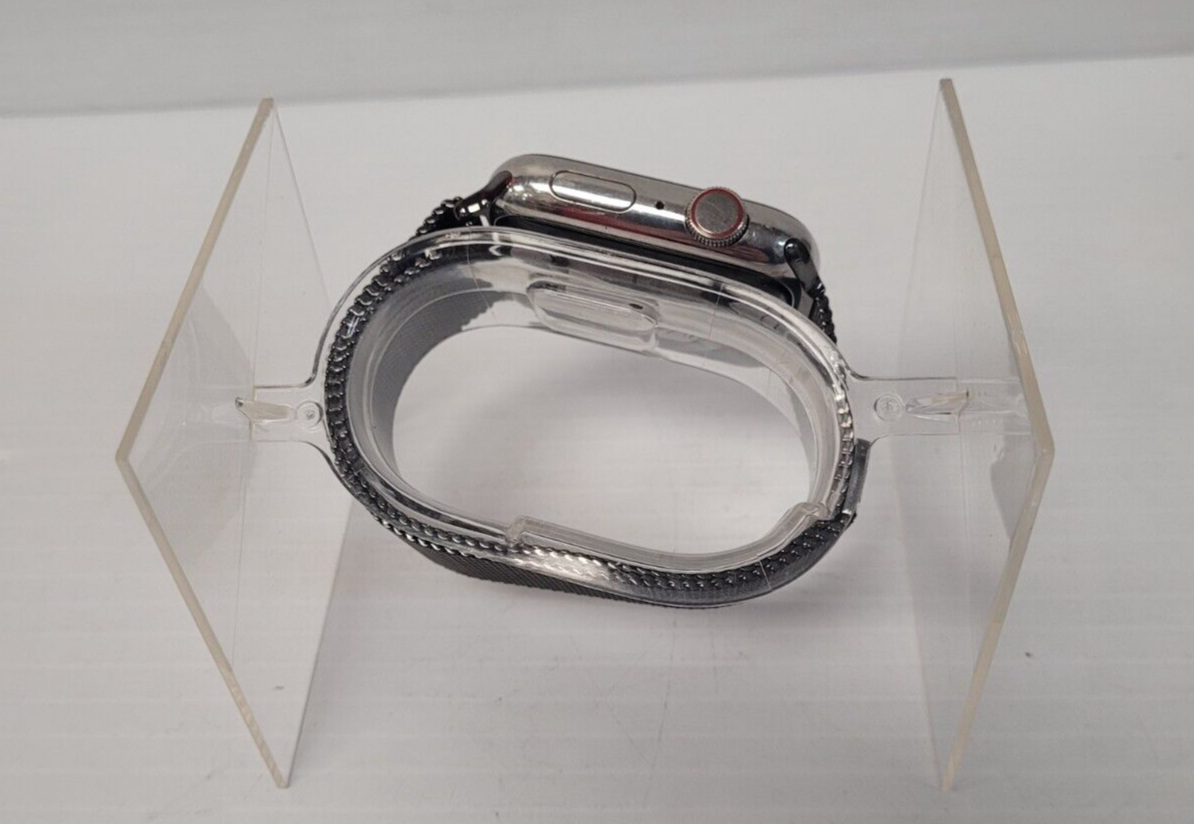 (N78217-1) Apple A2477 Smartwatch