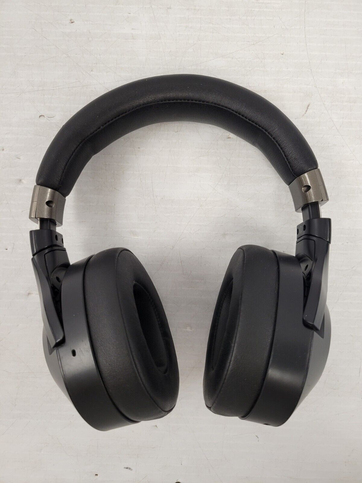 (55080-1) Soundstage Headphones