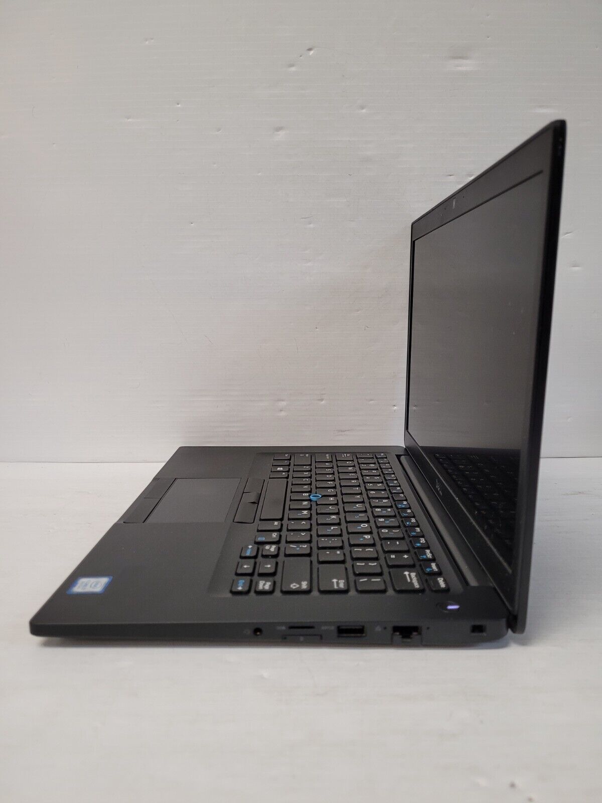 (N75808-1) Dell P73G Laptop