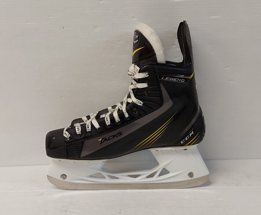 (N81412-1) CCM Tacks Legend Hockey Skates Sz: 10m