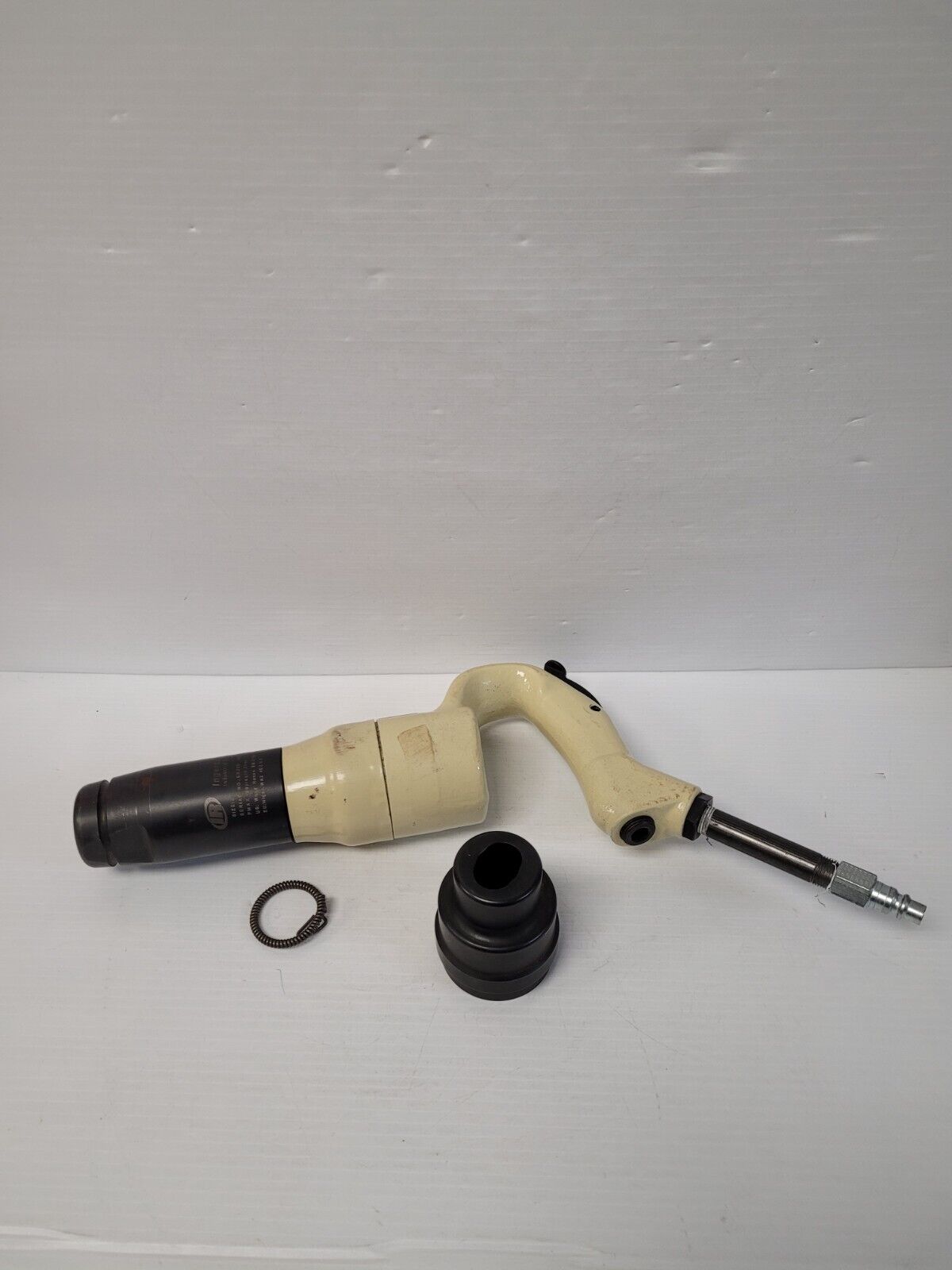 (N76640-1) Ingersoll Rand 2A2SA Air Chipping Hammer