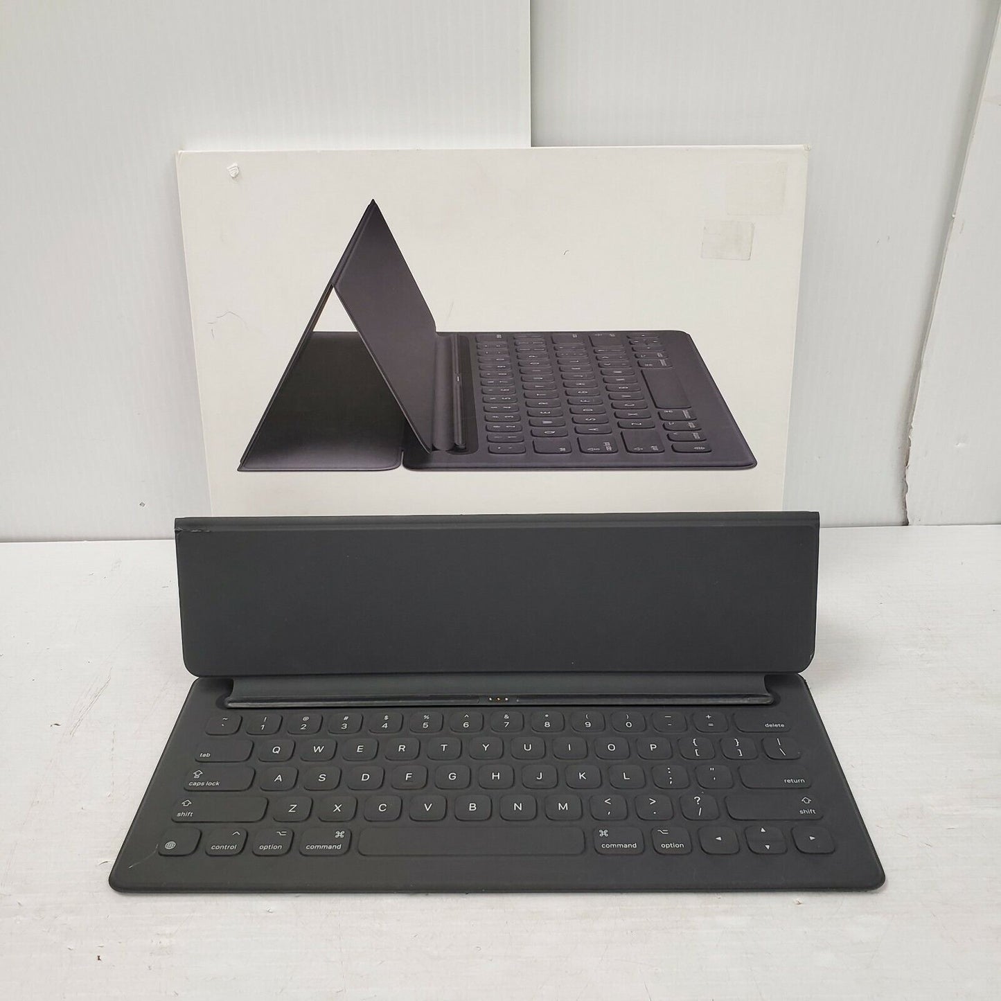 (I-3070) Apple iPad Pro Smart Keyboard