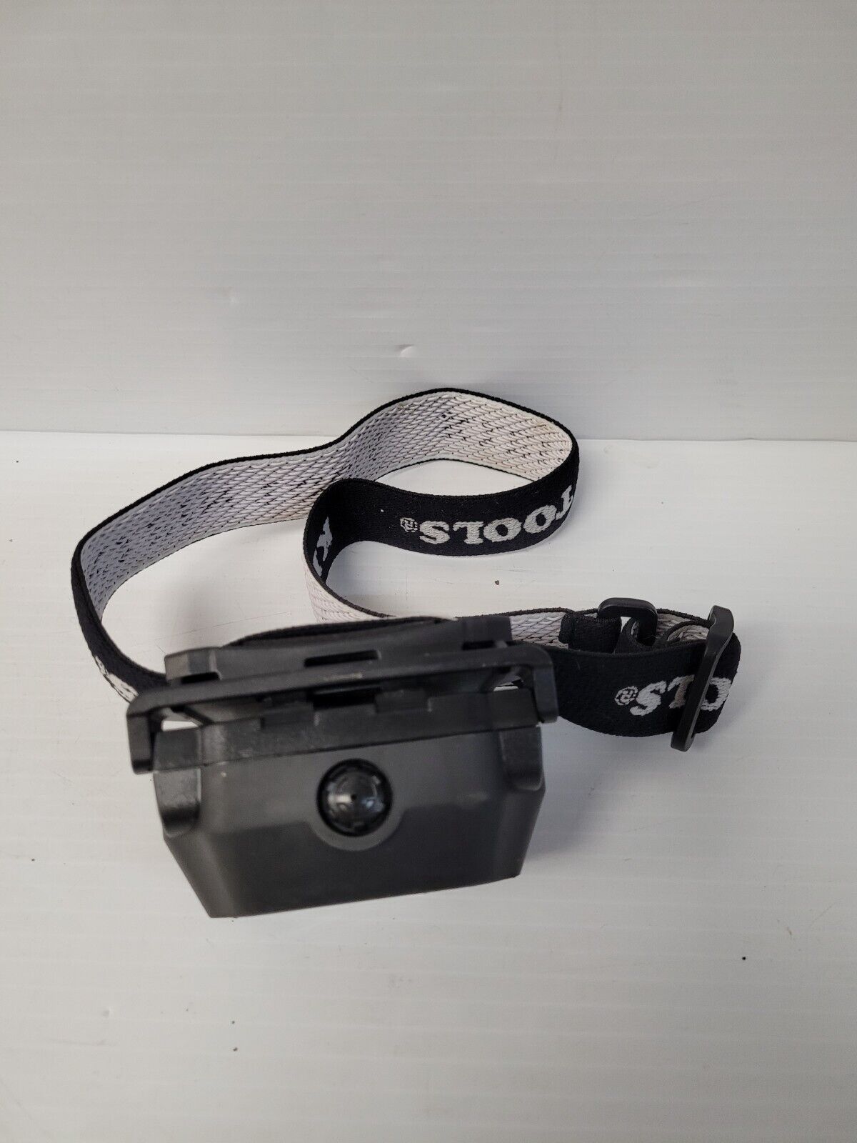 (N80121-4) Klein Tools 60156 Rechargeable Headlamp