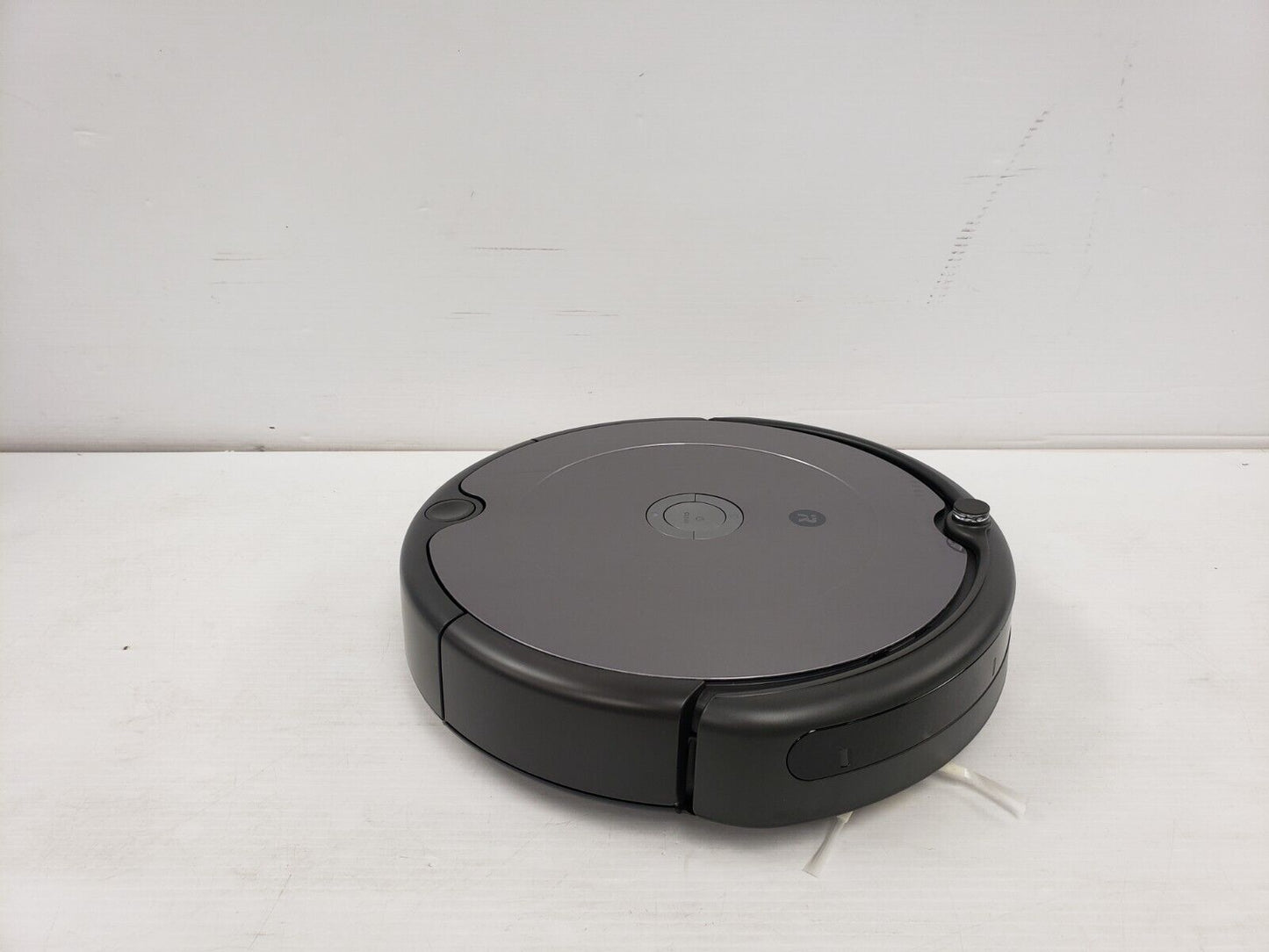 (43282-1) Aspirateur IRobot Roomba 676