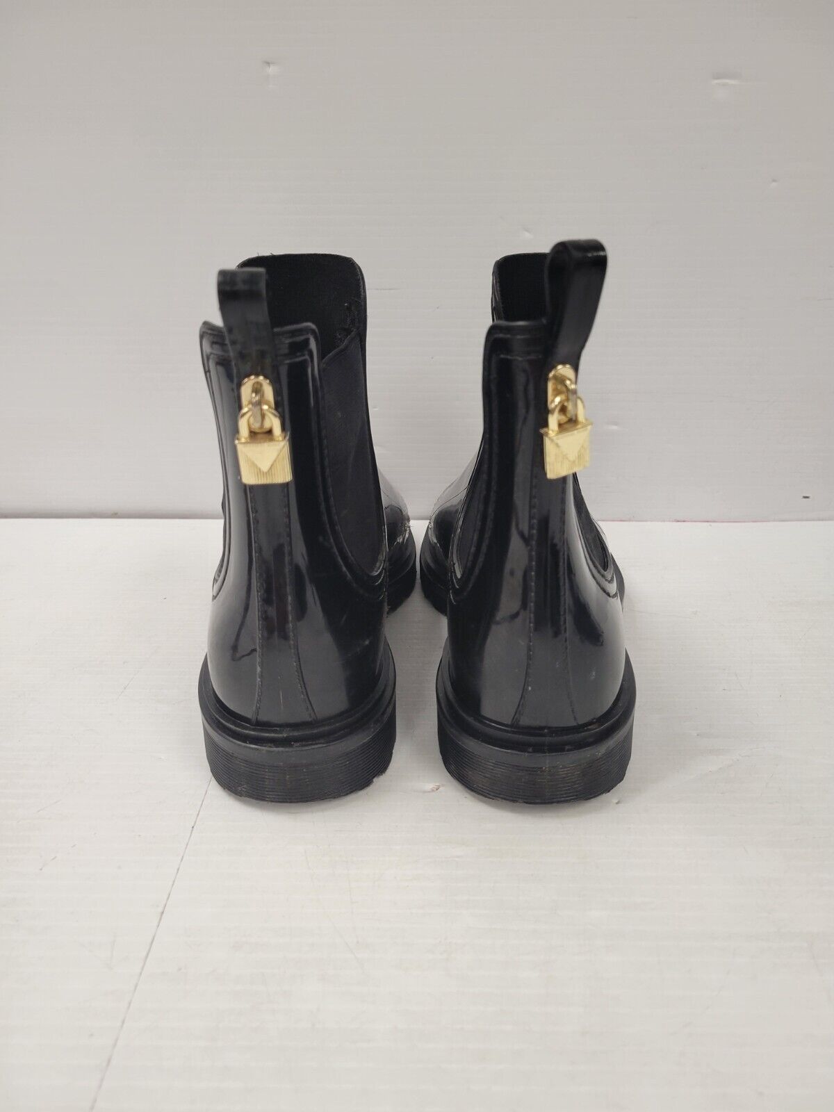 (21802-2) Michael Kors Rain Boots - Size 8