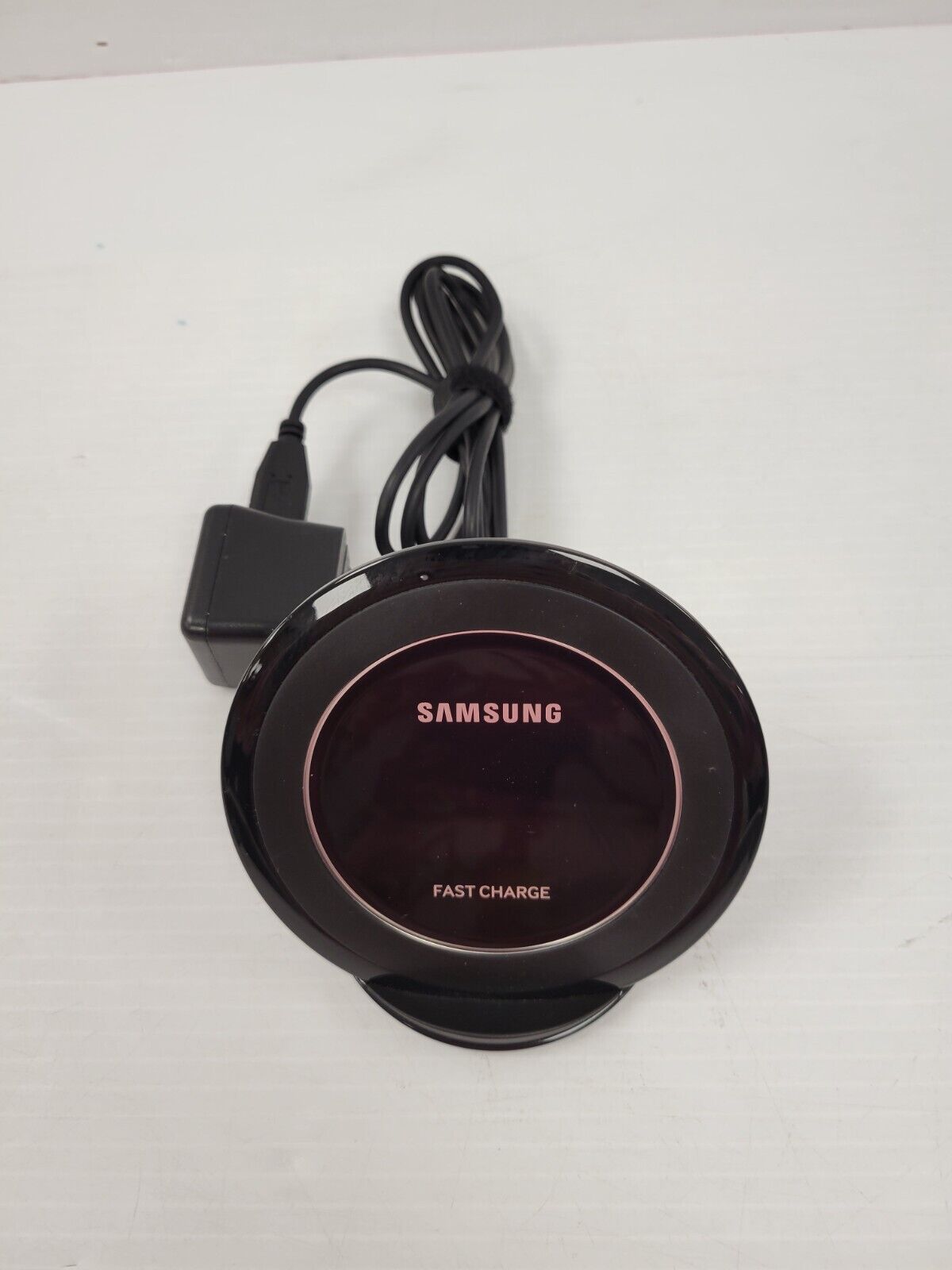 (49311-1) Samsung EP-NG930 Wireless Charger