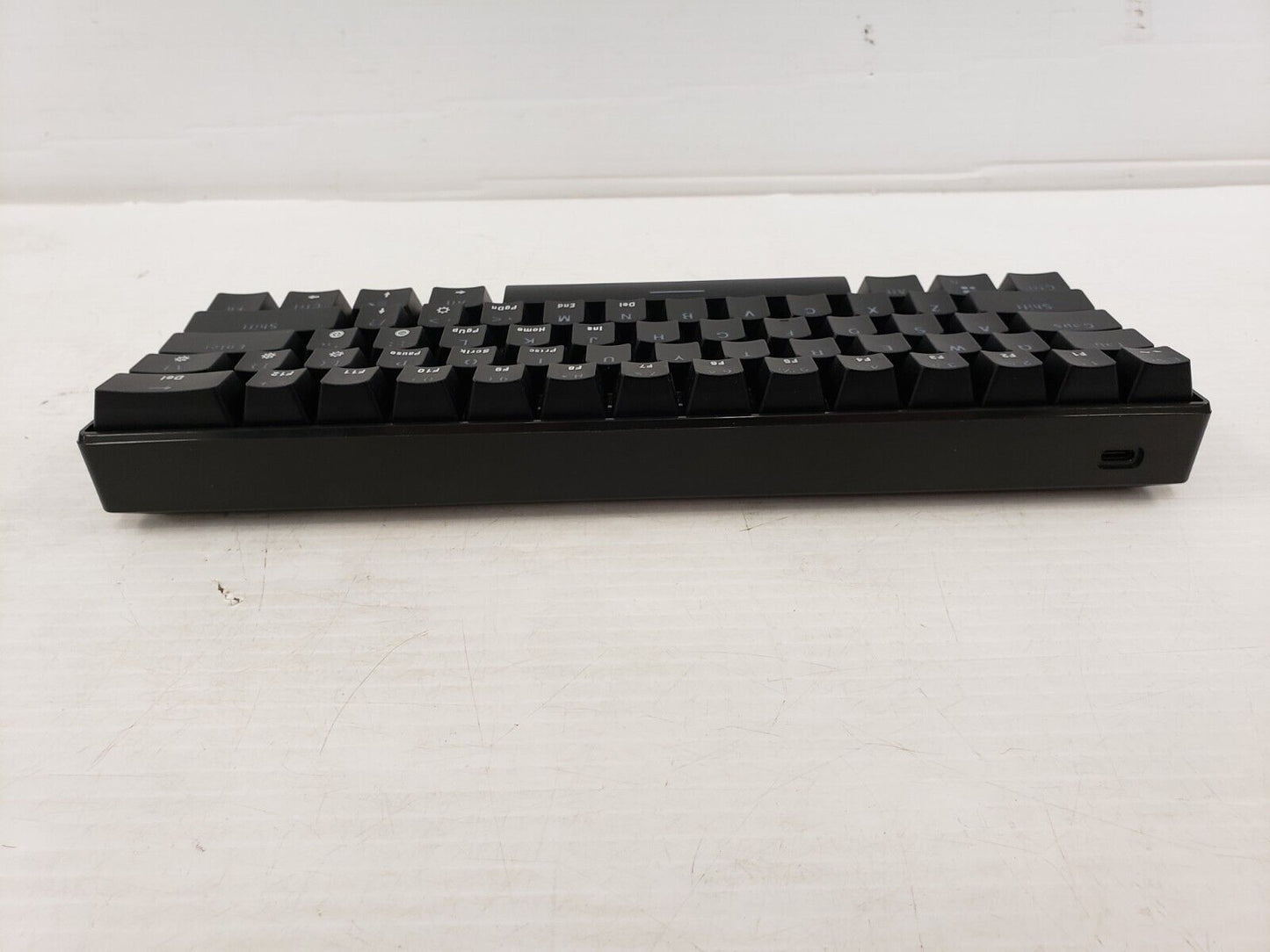 (43029-1) Clavier Black Shark SixGillK4