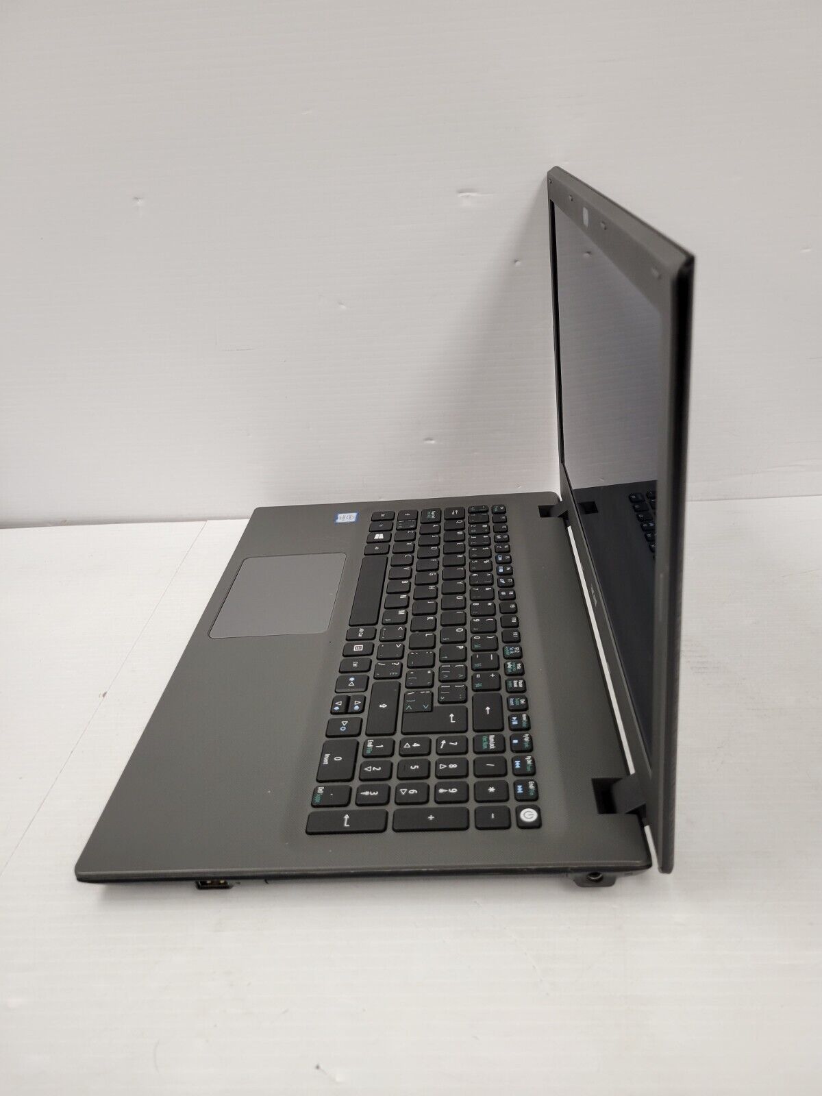 (48209-1) Acer N15Q1 Laptop