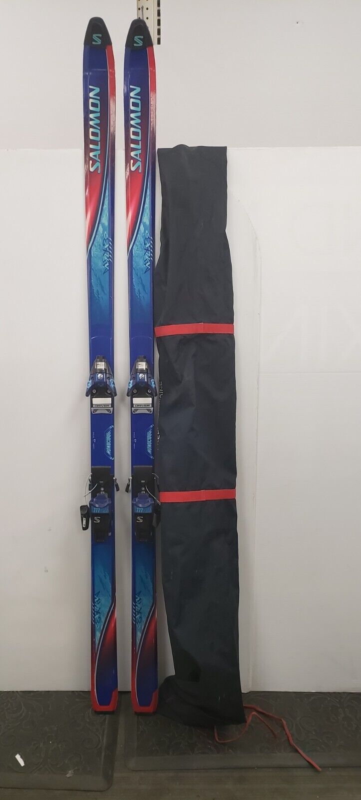 (36862-2) Salomon MLX9 Skis-186CM