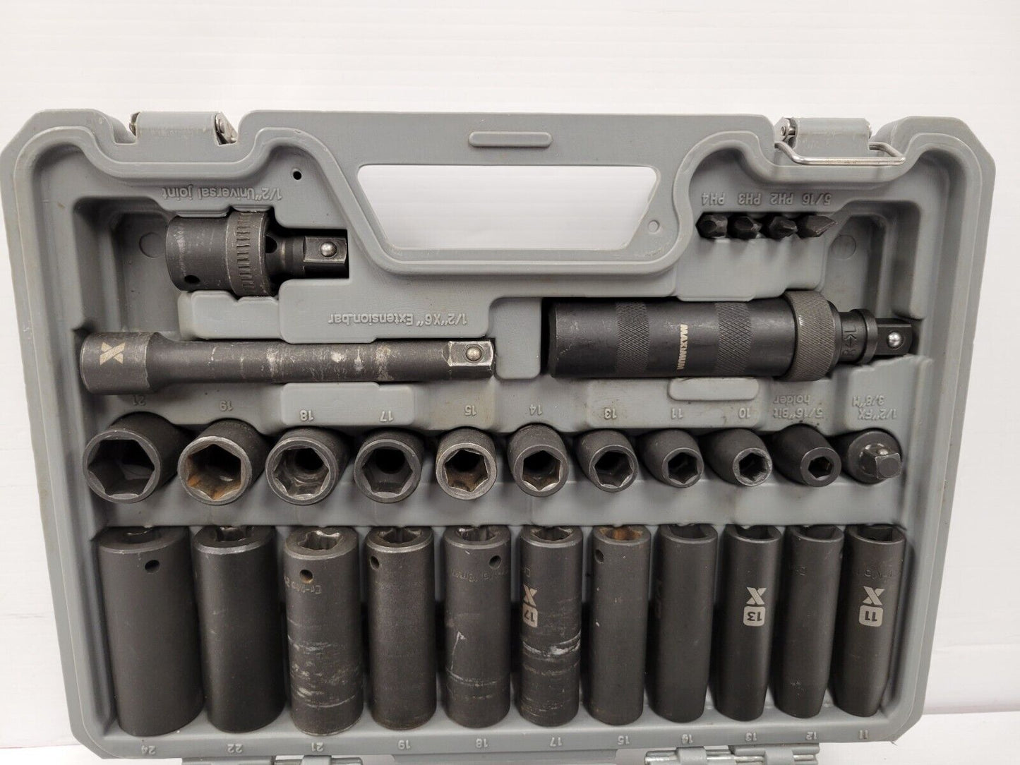 (43615-1) Maximum 48 Piece Socket Set