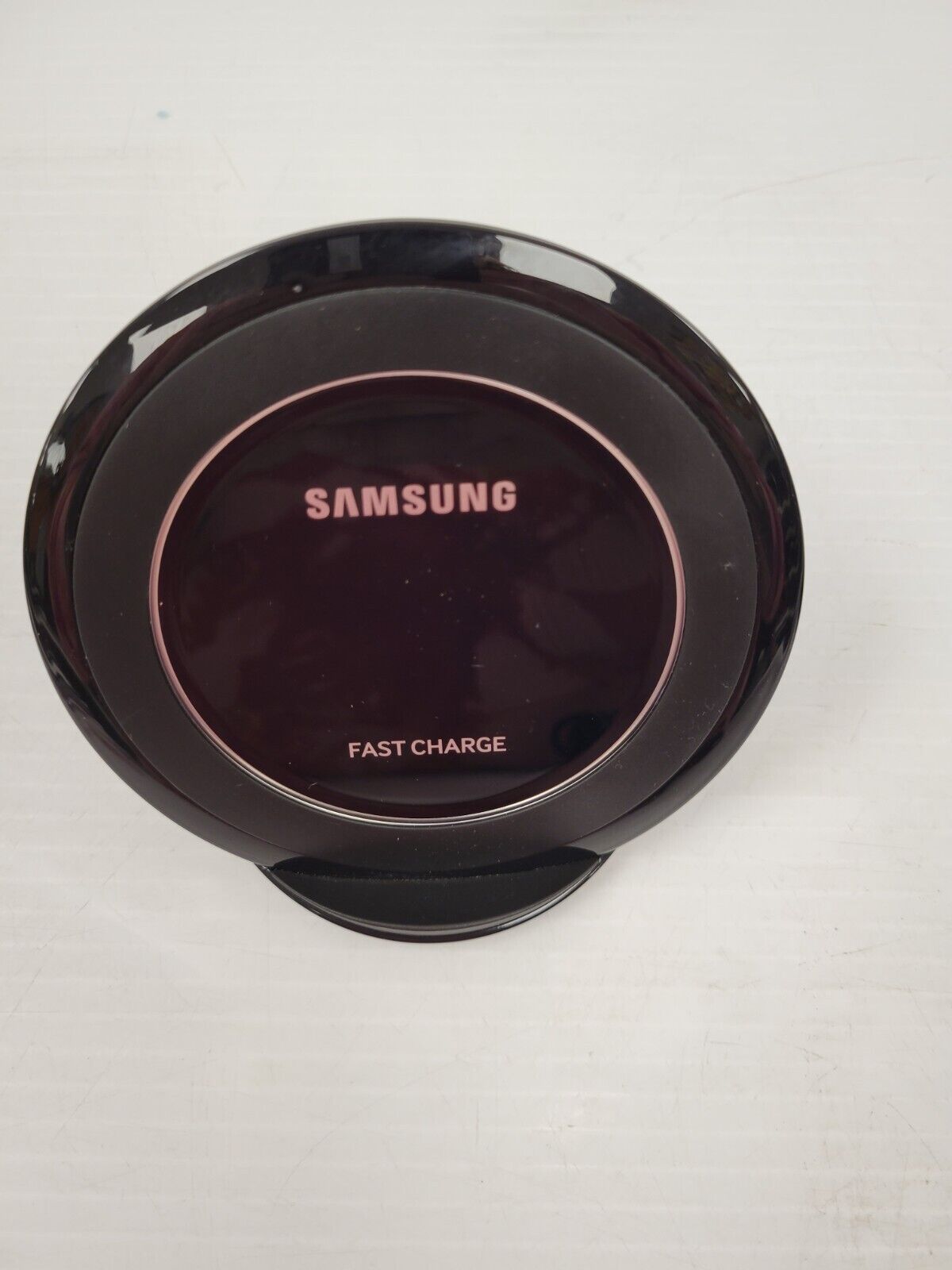 (49311-1) Samsung EP-NG930 Wireless Charger