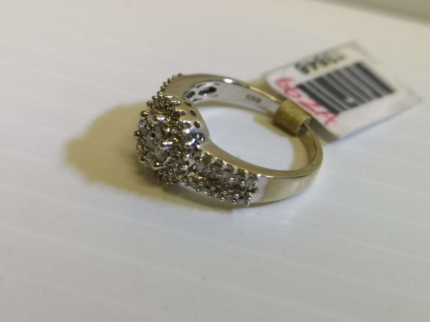 (N13646) 10K White Gold Ladies Ring w/ Diamonds