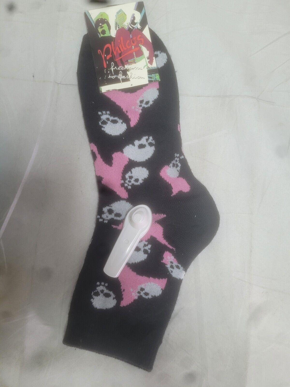 Philco's grey and pink skull socks