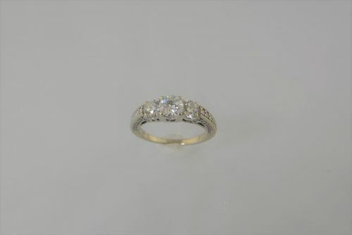 (I-695-081) BAGUE DIAMANT MULTIPIERRES EN OR BLANC 14K