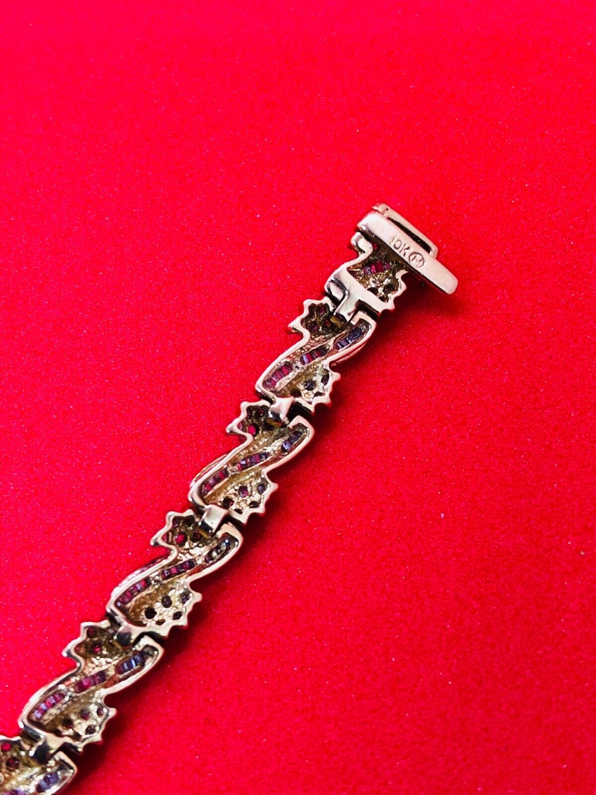 (N47913) GOLD TENNIS BRACELET - 10k, 220 Round, 220 Baguette Cut Diamonds