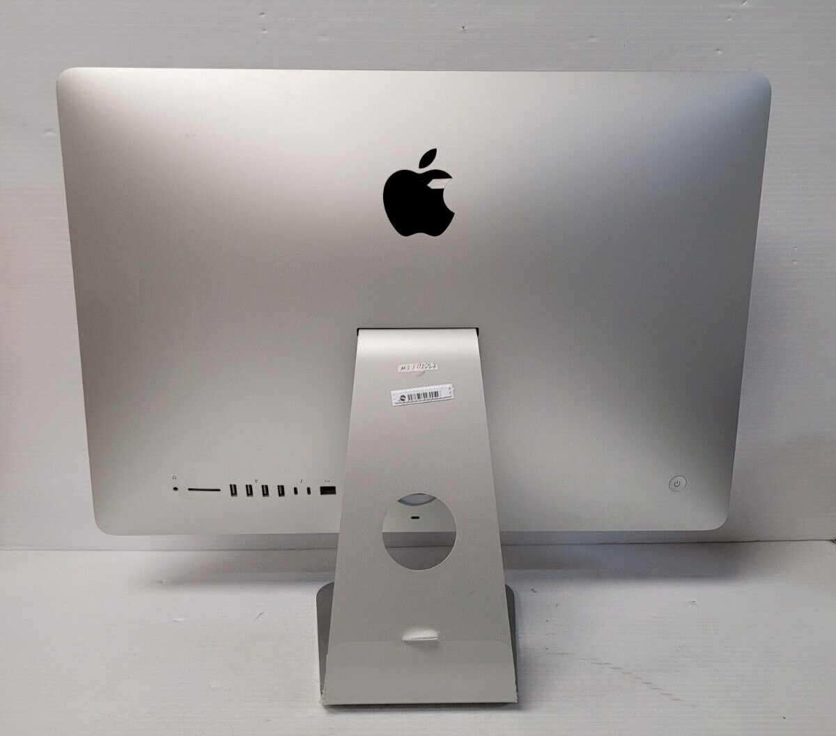 (N78932-1) Apple A2116 iMac Computer