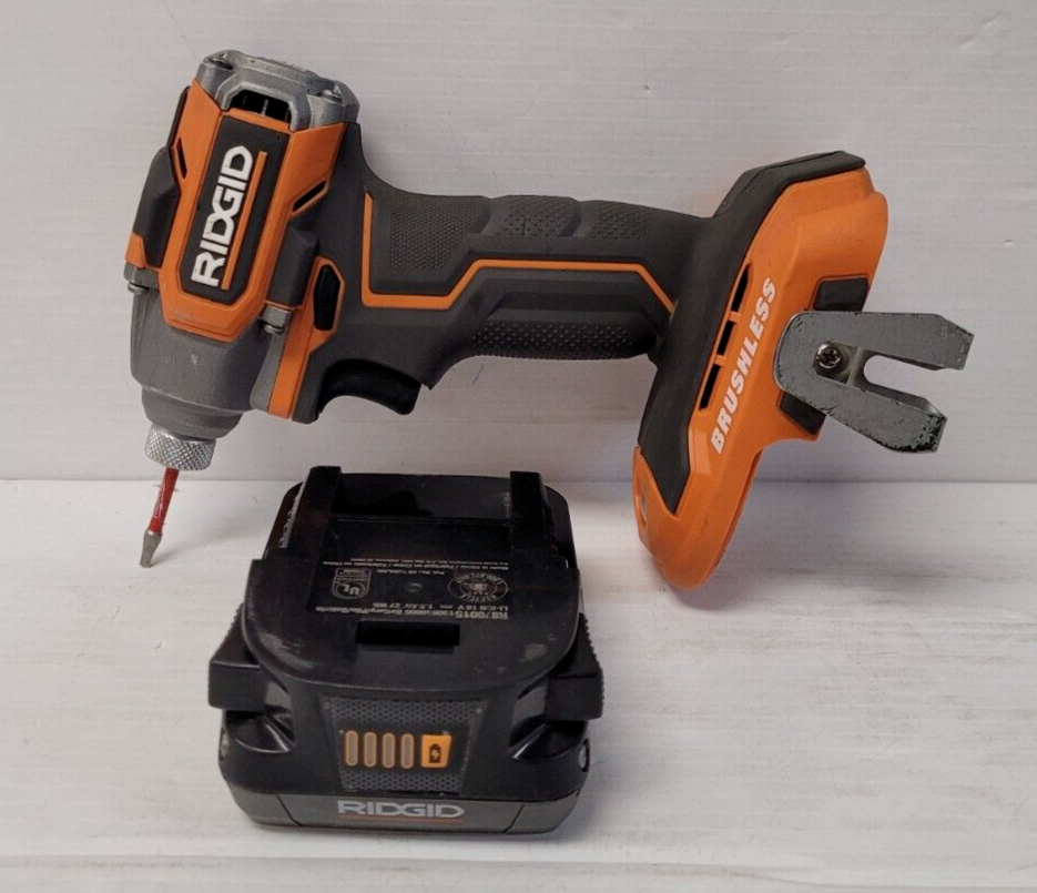 (N80802-3) Ridgid R8711 Drill
