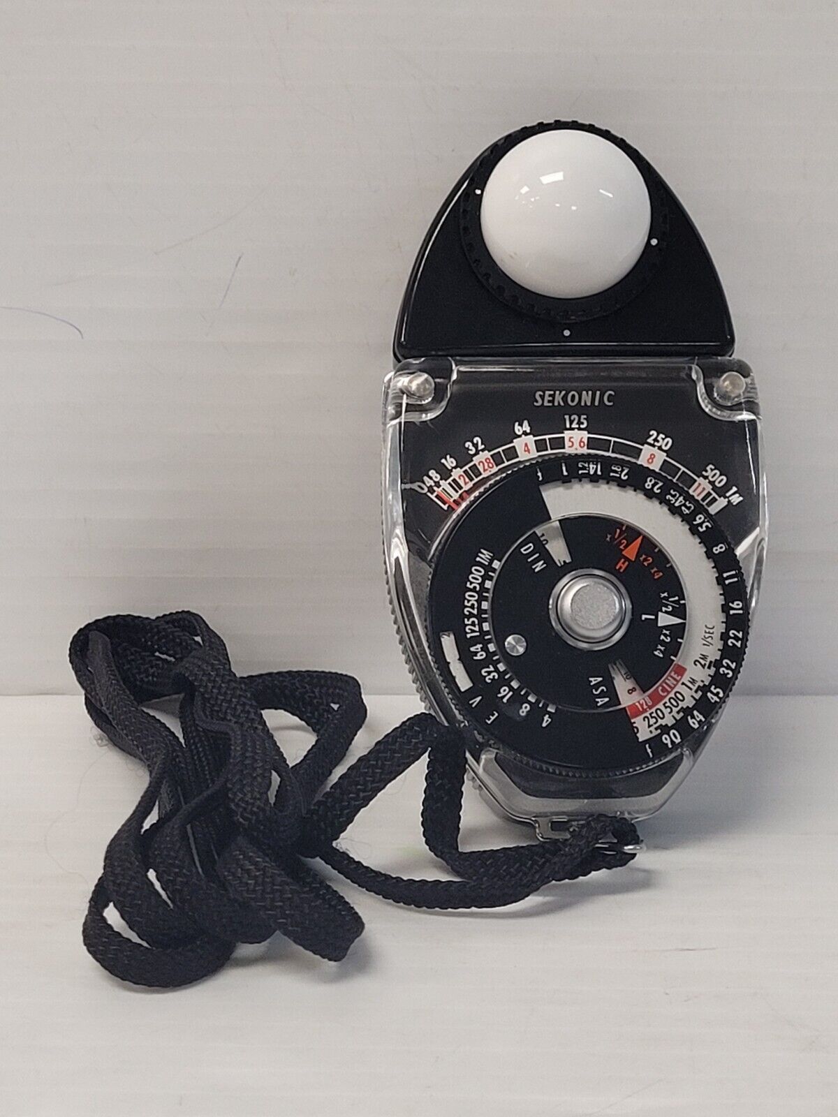 (N80406-3) Sekonic L-28C2 Studio Deluxe Exposure Light Meter