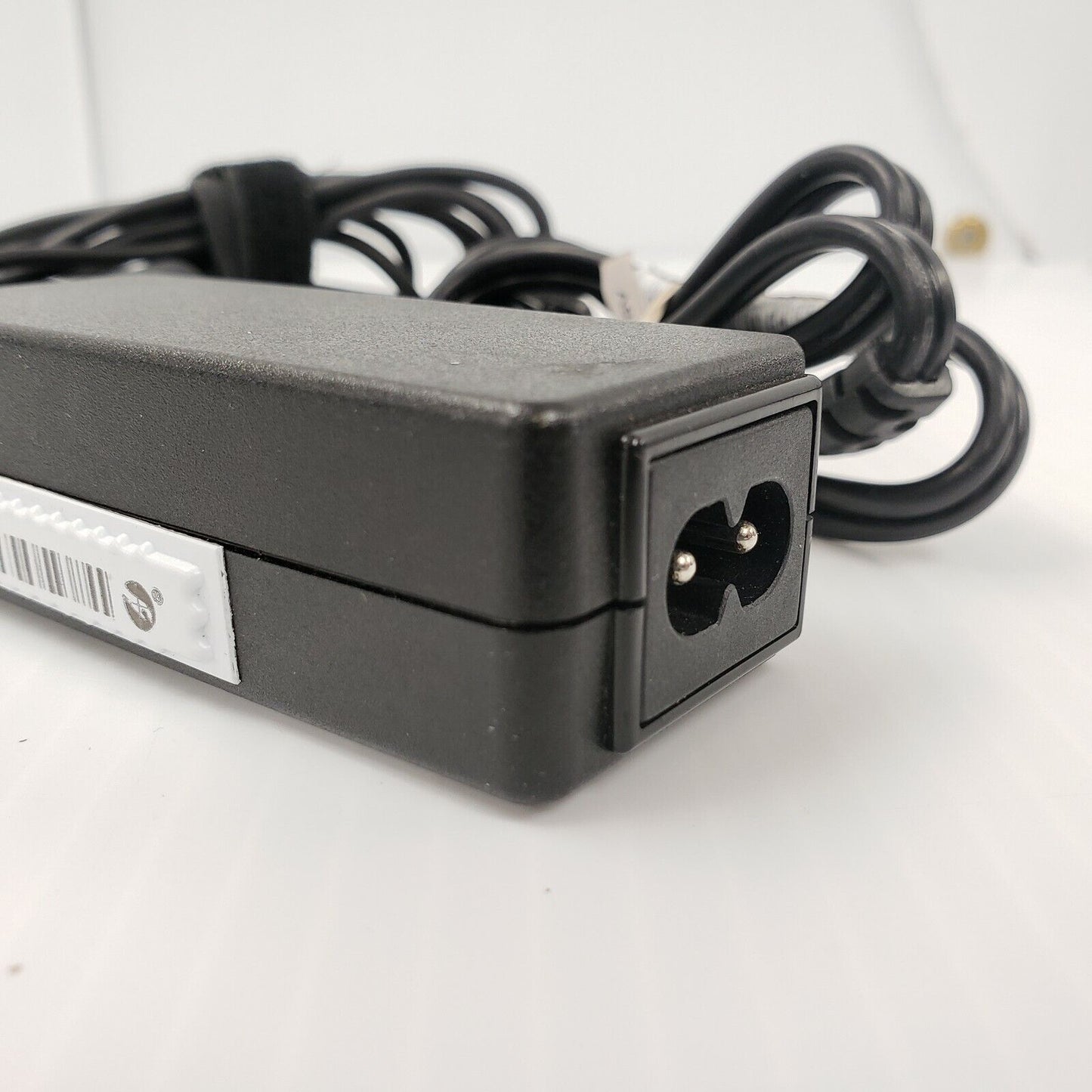 (I-26702) Asus ADP 36EHC Adapter