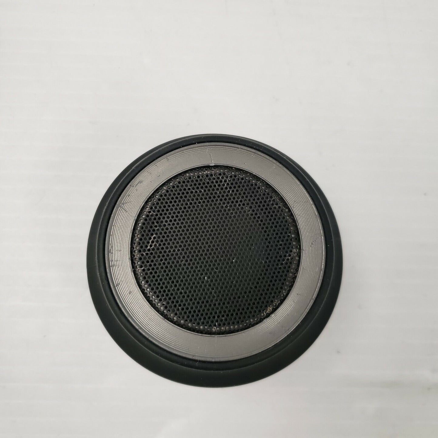 (19231-1) iHome IBT61 Speaker