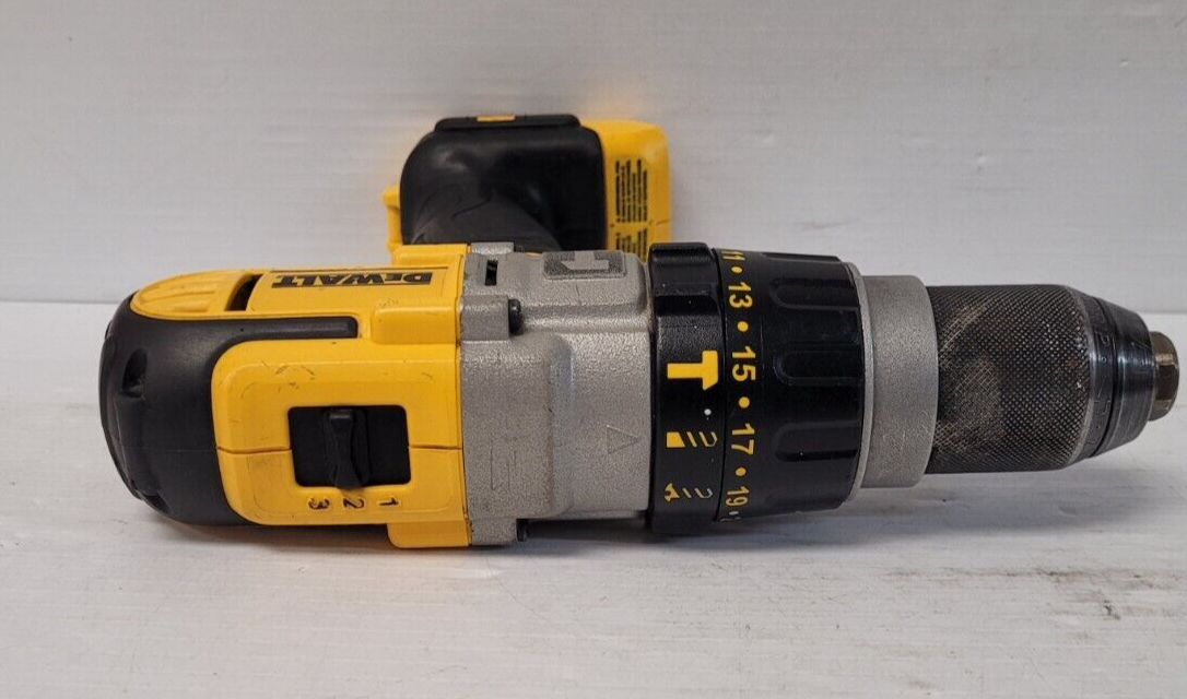 (N77229-1) DeWalt DCD985 Hammer Drill