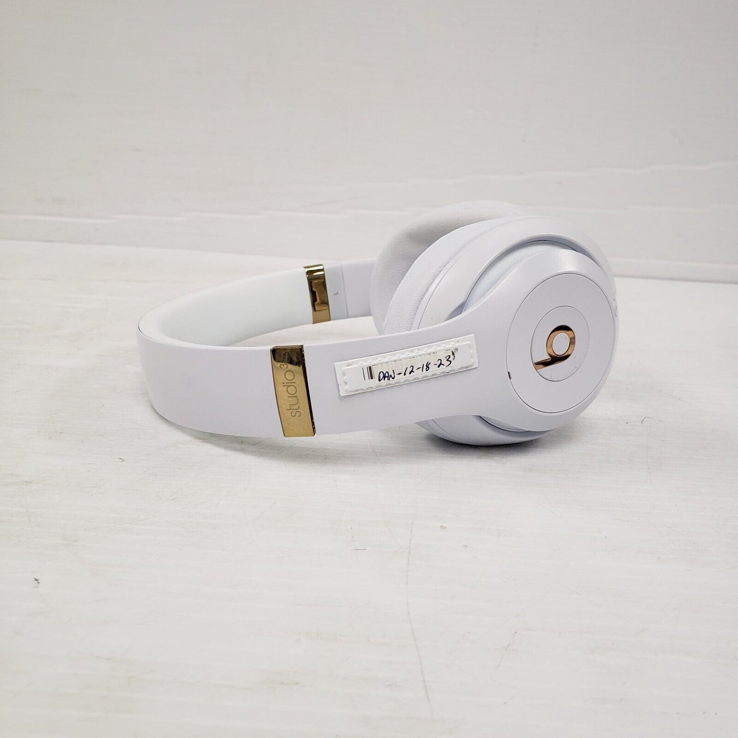 (52513-3) Beats Studio 3 Headphones