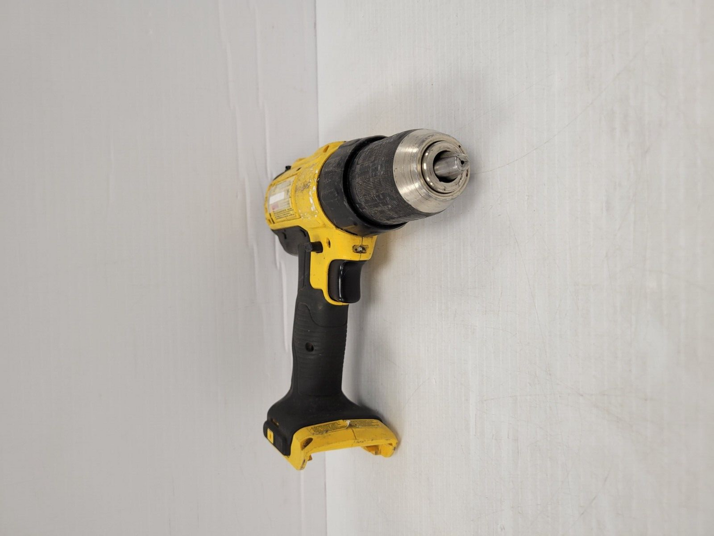 (7147-6) Perceuse Dewalt DCD711