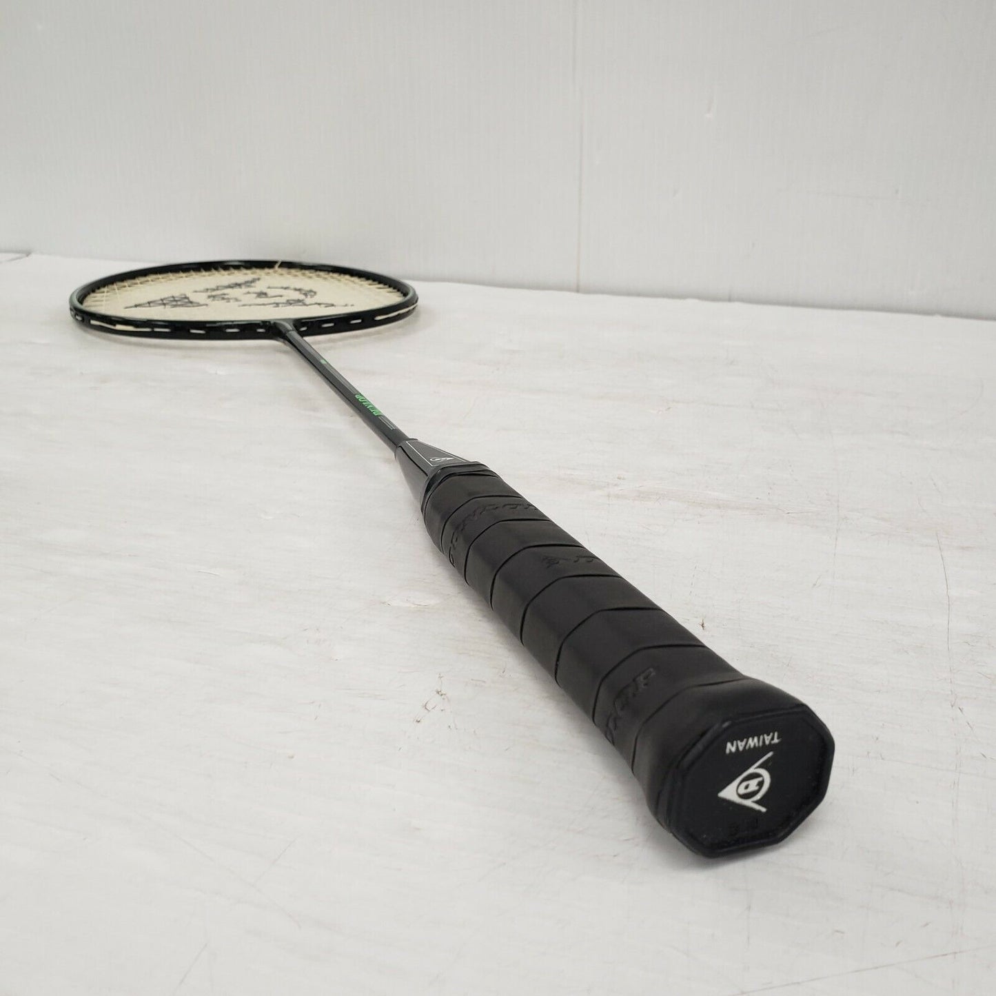 (I-29926) Dunlop Max Pro Badminton Racket