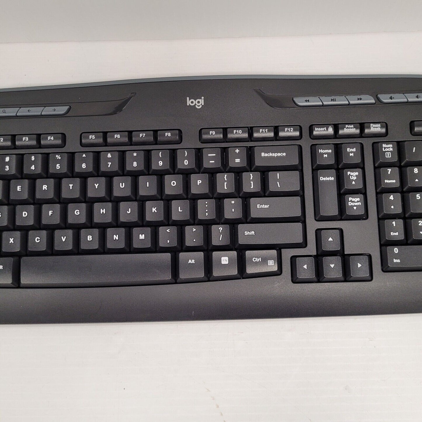 (N74072-1) Ensemble clavier et souris Logitech Y-R0067