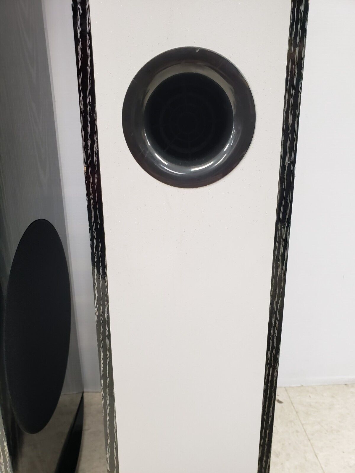 (41830-1) Elite Audio EA-2875 Tower Speakers