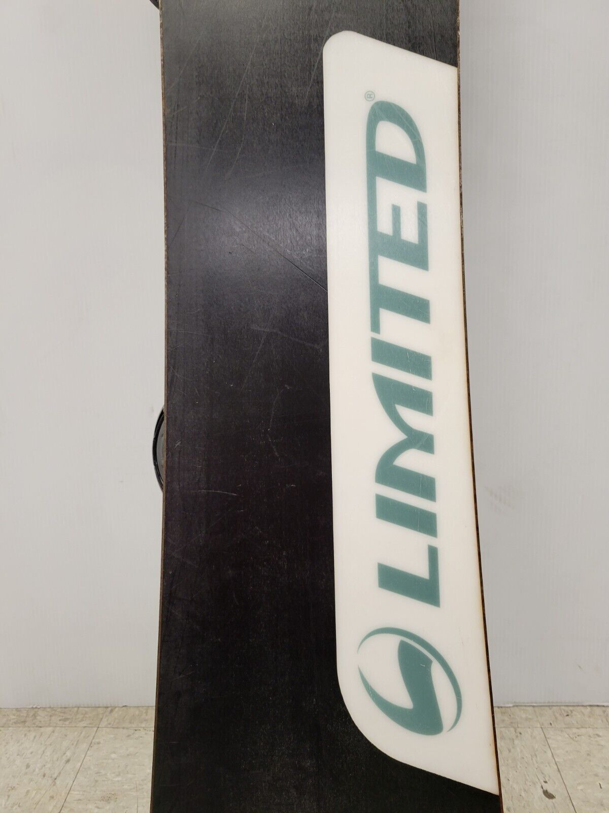 (50514-1) Limited Snowboard - 154cm