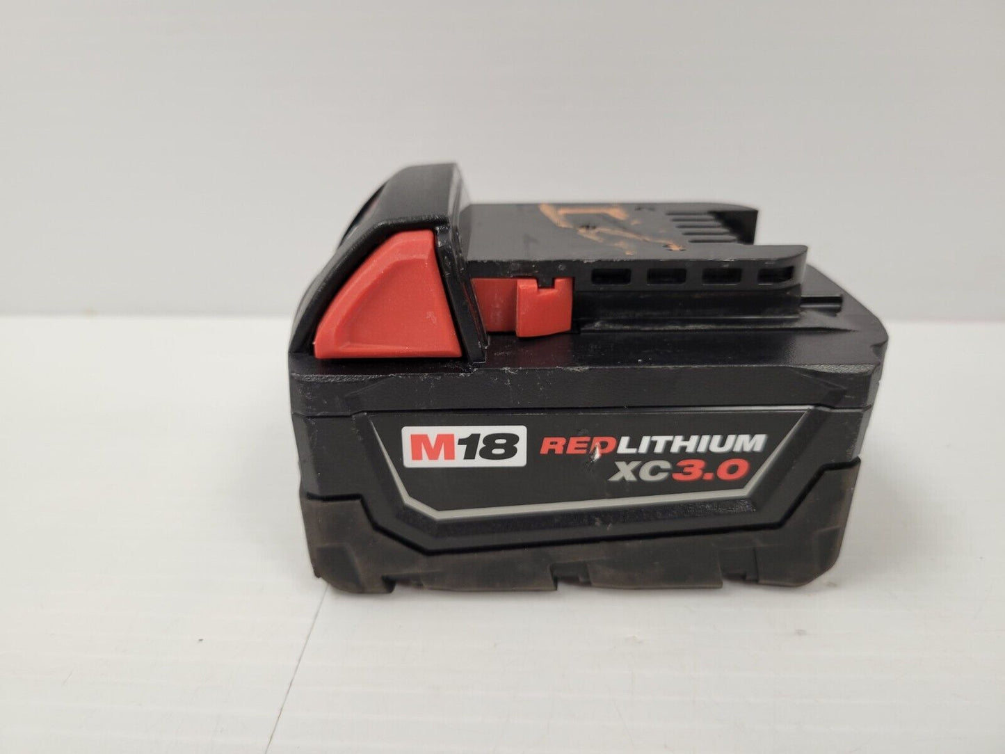 (51071-3) Milwaukee 2904-20 Hammer Drill