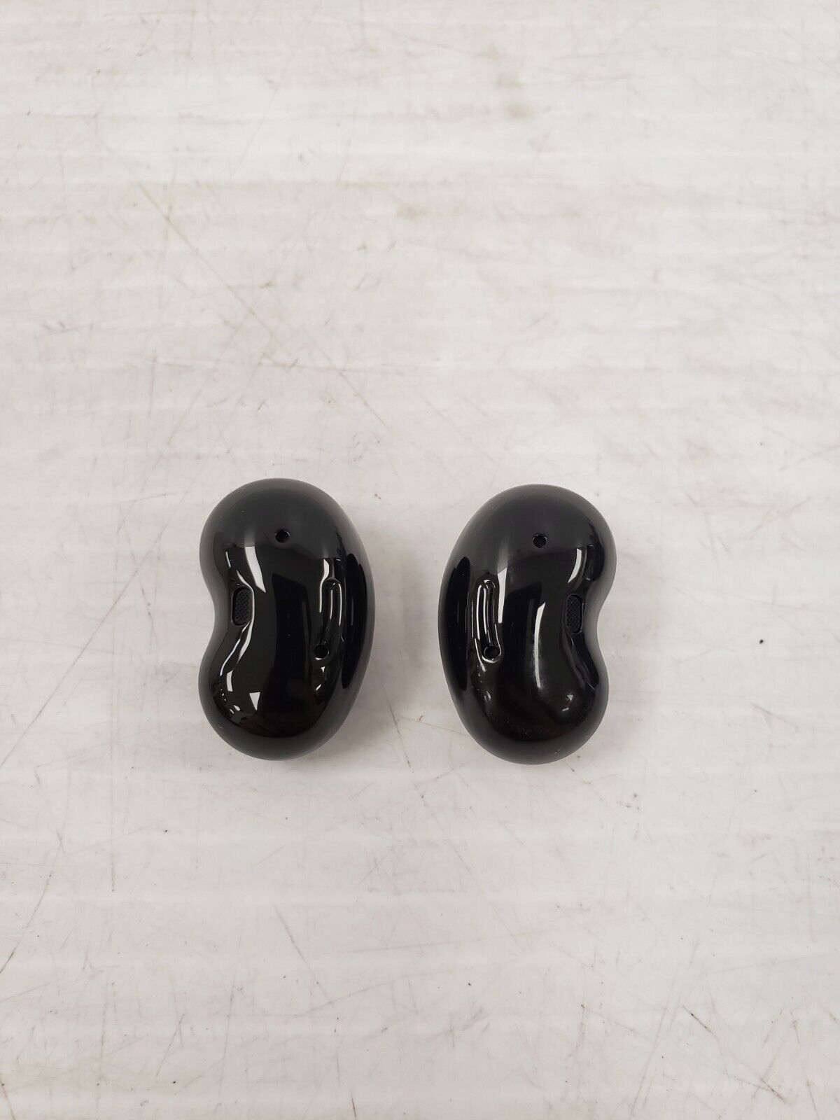 (45026-1) Samsung SM-R180 Wireless Ear Buds