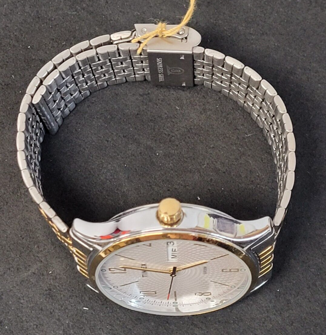 (N13115-1) Timex SR621 Cell Ladies Watch