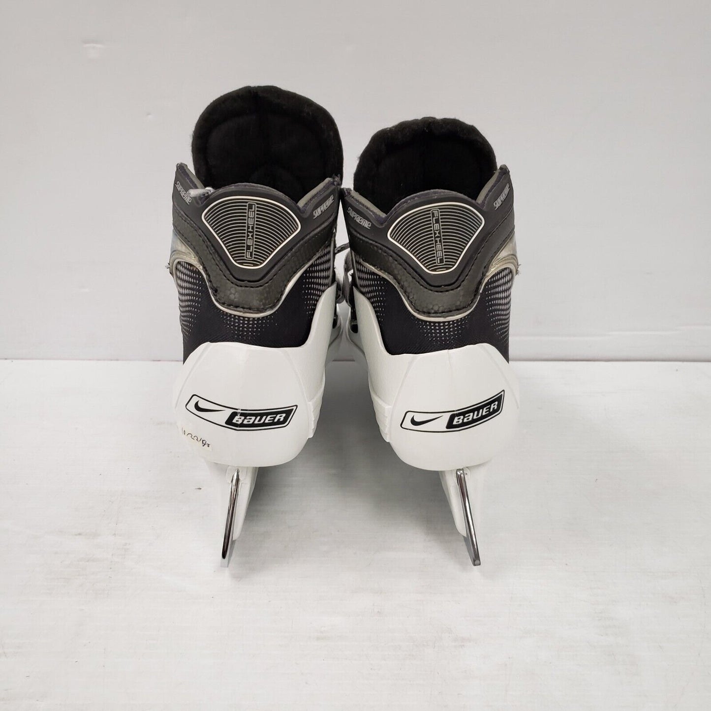 (I-10840) Bauer Lite Speed Goalie Skates - Women's Size 5