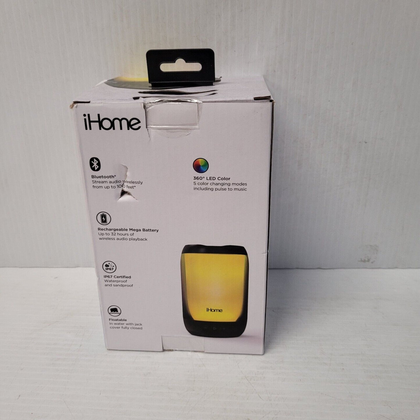 (N76241-1) iHome IBT820B Bluetooth Speaker