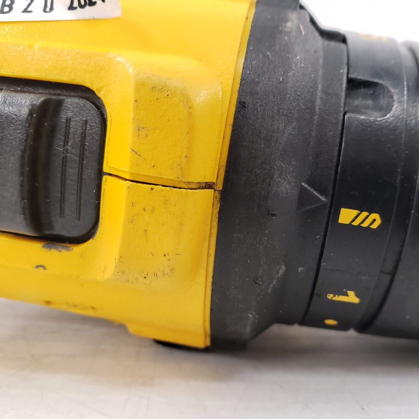 (55227-1) Dewalt DCD780 Drill