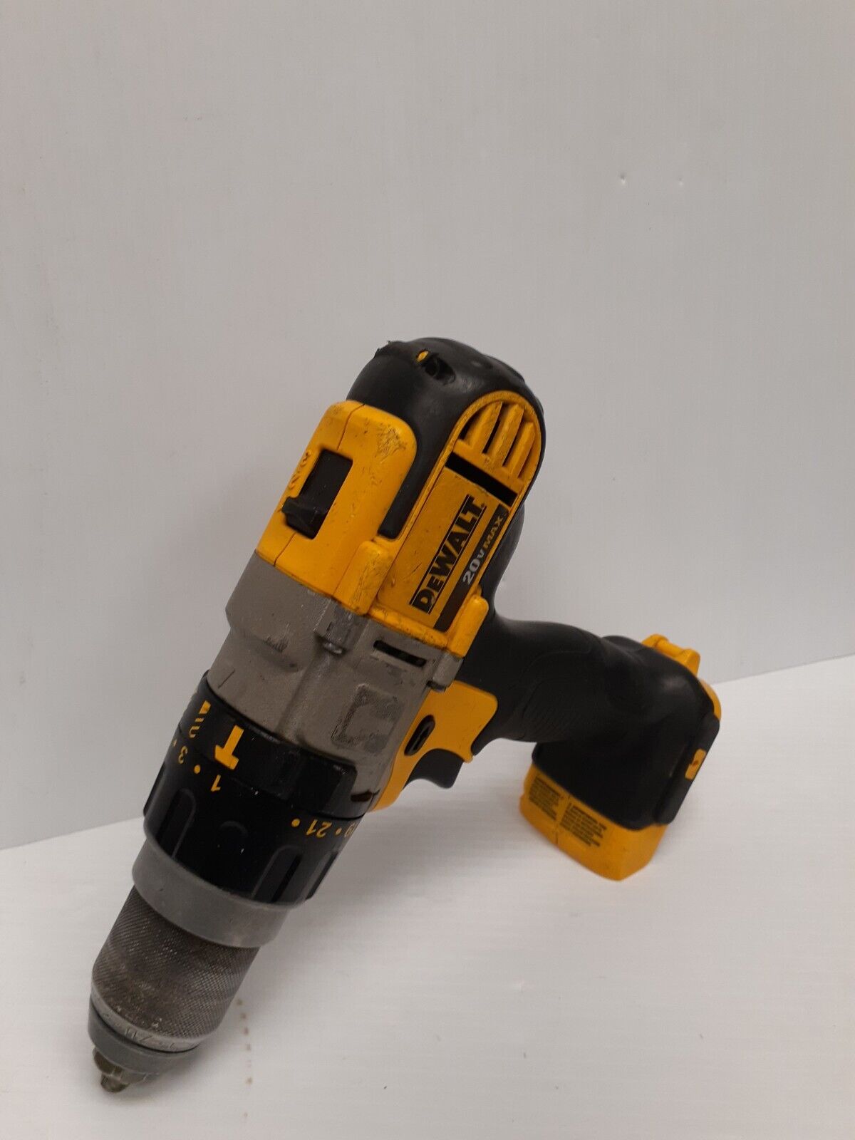 (N13234-2) Dewalt DCD985 Cordless Drill