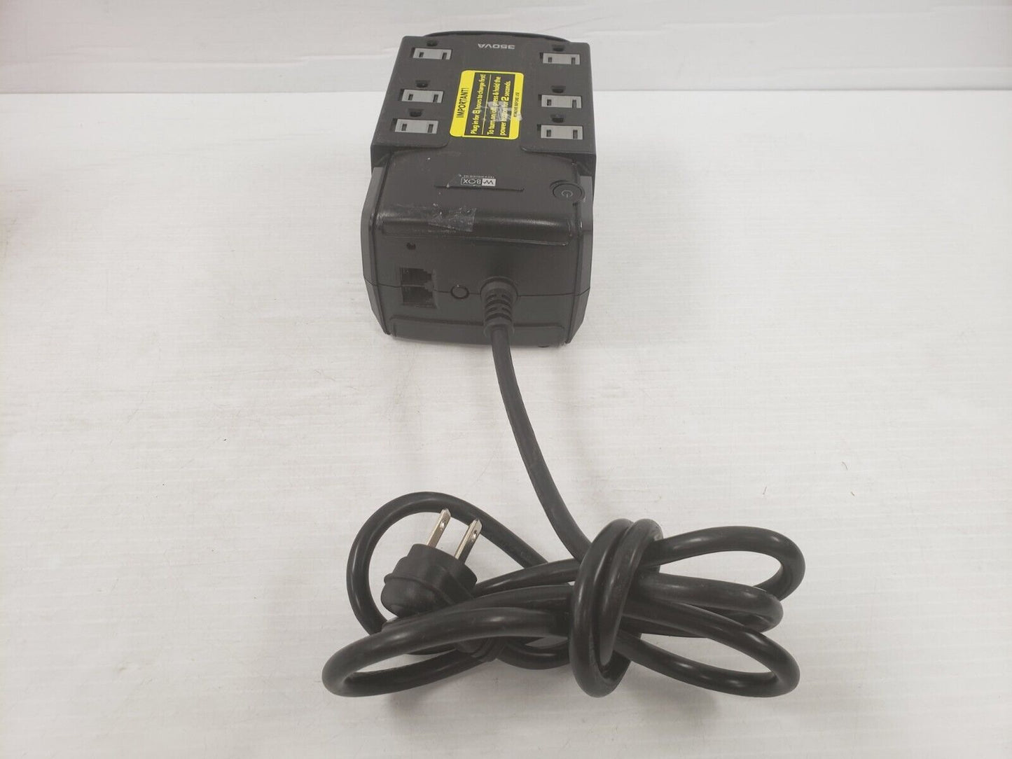 (I-27779) Protecteur de surtension W-Box Technologies 350 VA