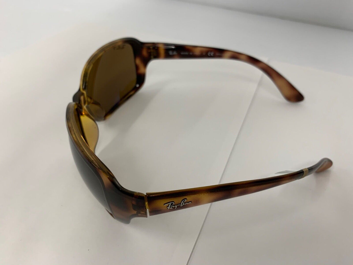 (N10321) Ray-Ban RB4068 Sunglasses