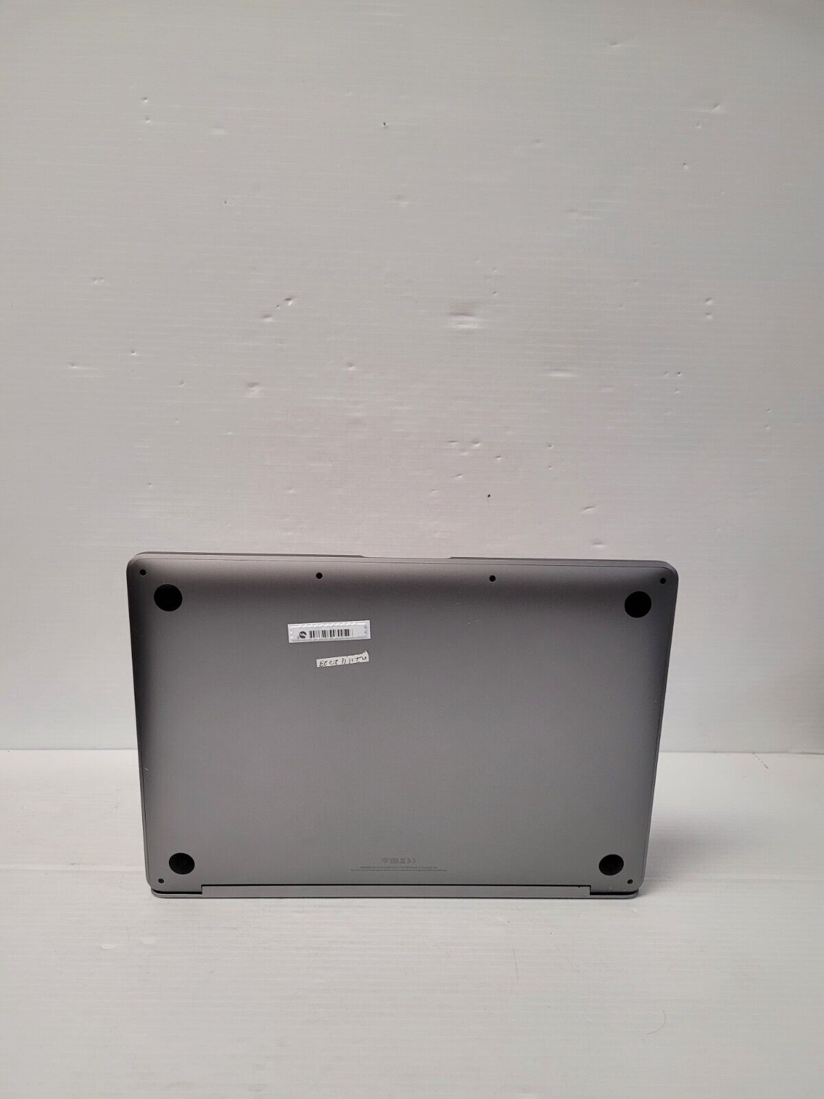 (N78627-1) Apple A2338 Laptop