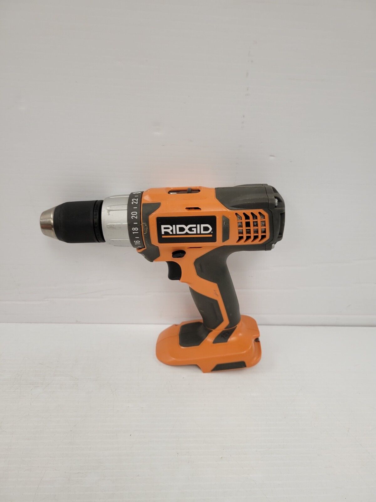 (17142-3) Ridgid R86006 Drill